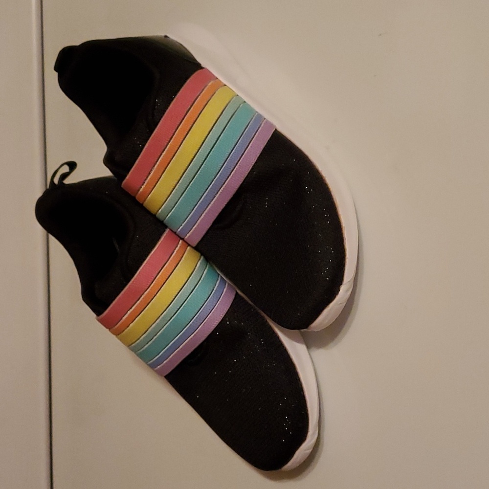 Kids sneakers
